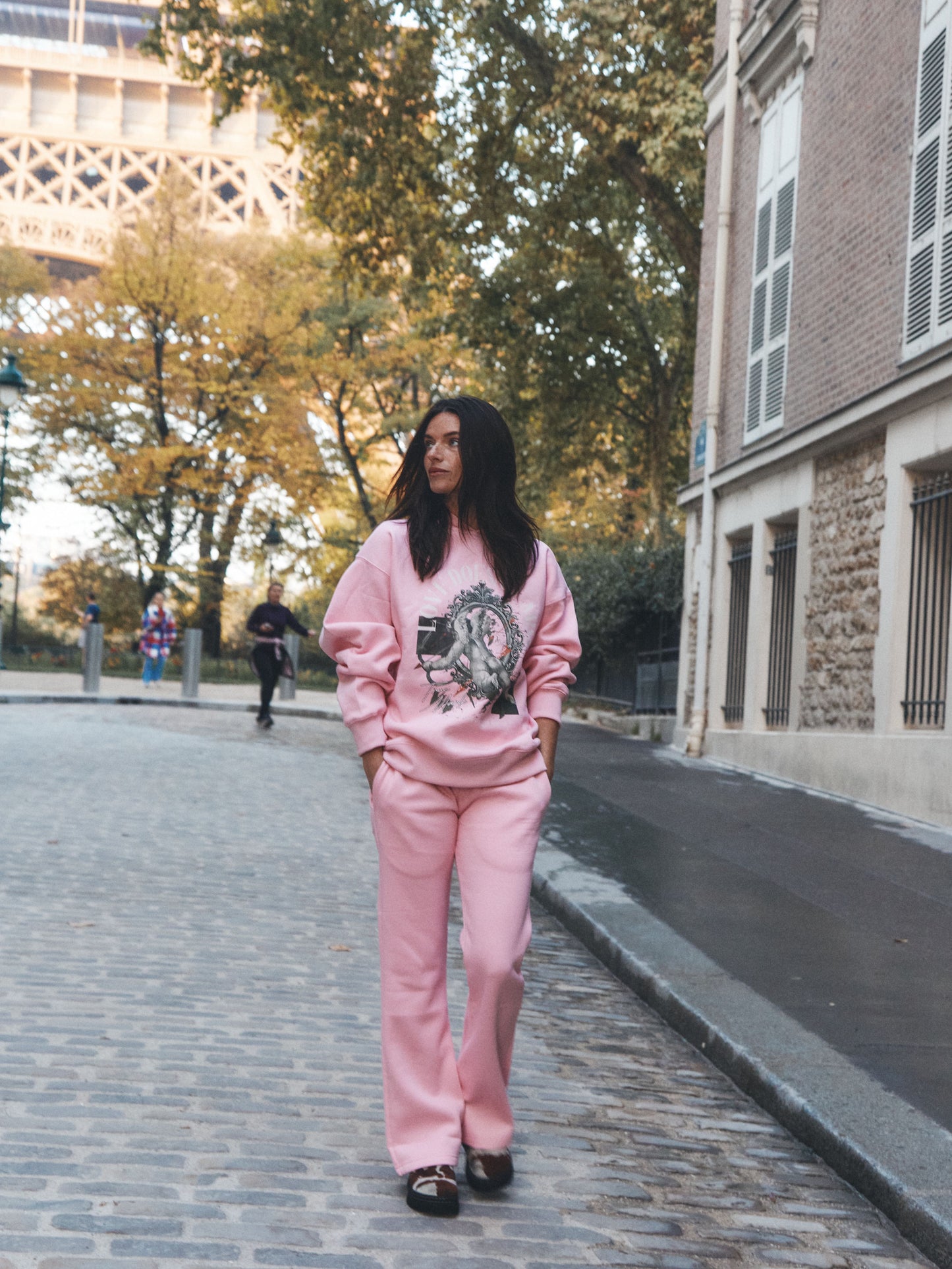 Love Doesn’t Miss™ Premium Pink Hoodie – Paris Edition